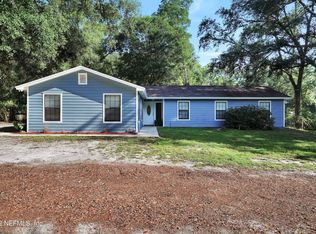 2715 N Periwinkle Ave, Middleburg, FL 32068