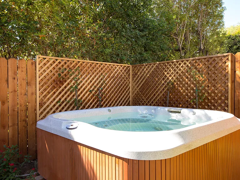 106 W Islay St — Photo 13