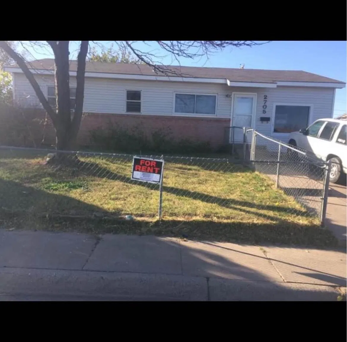 2705 Magnolia St — Photo 1