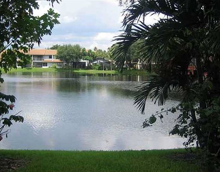 2nd image of 9112 Vineyard Lake Dr