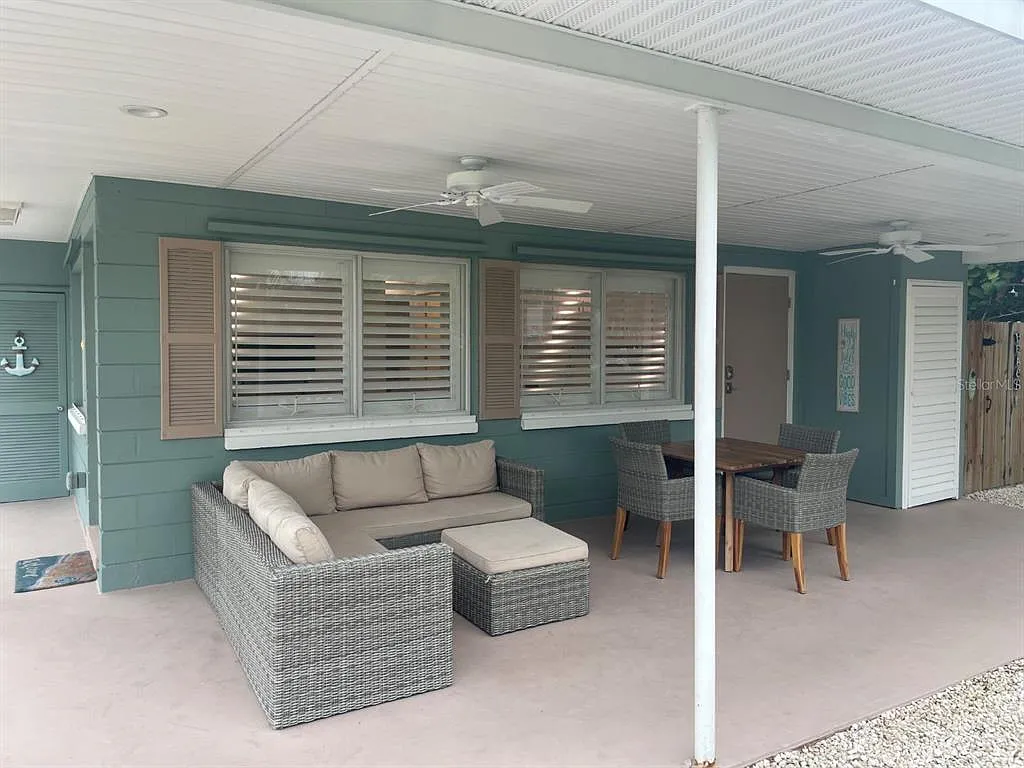 2 bed, 1.0 bath, 748 sqft, $2,600 — Photo 4