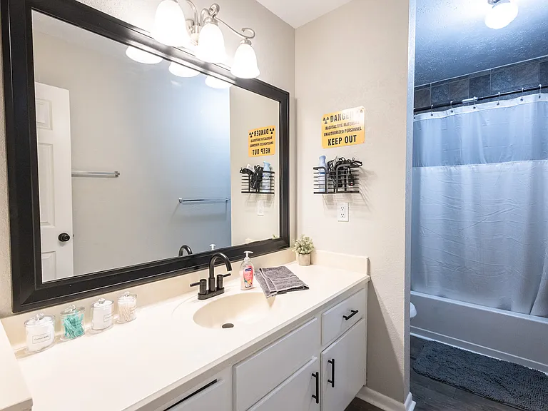 1112 S Dexter Dr — Photo 17