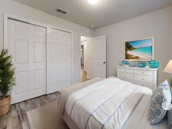 Virtual Staging AI - 1954-Villa-2bedroom - September 11, 2024 10_29_09112024