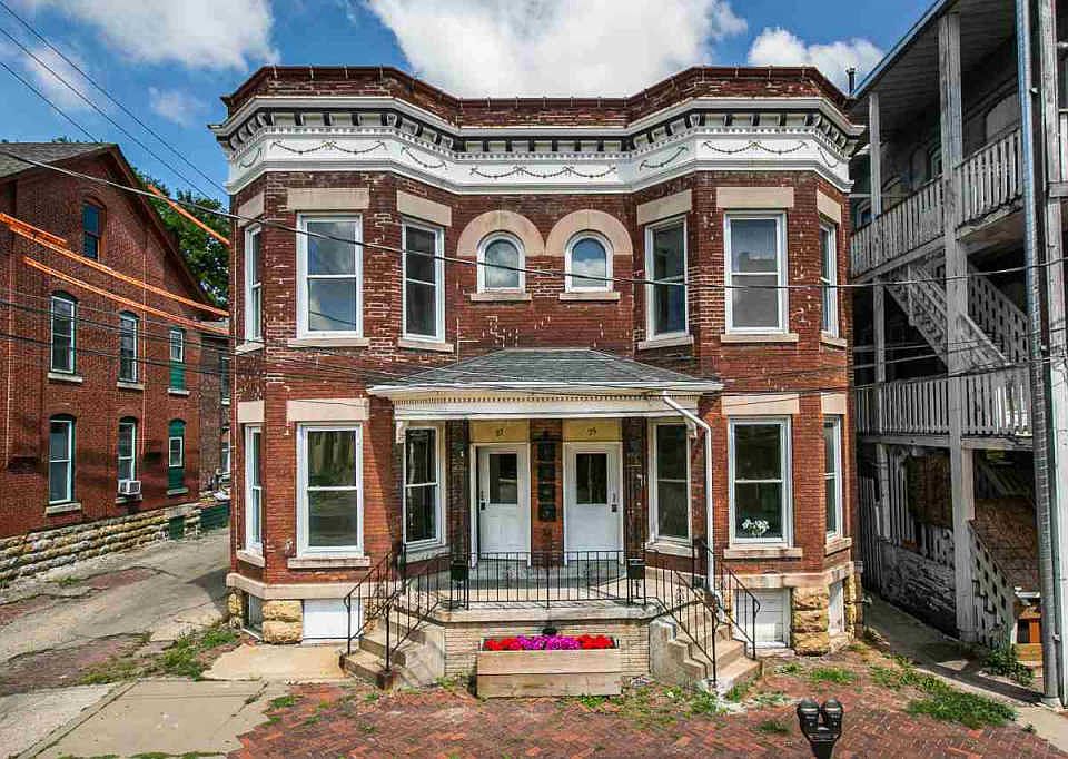 1st image of 25-27 W 15th Street Blvd