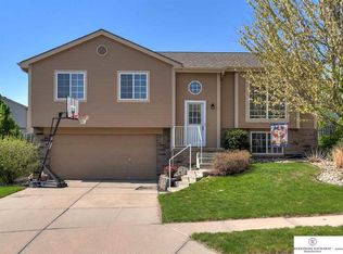 11627 Tyler St, Omaha, NE 68137