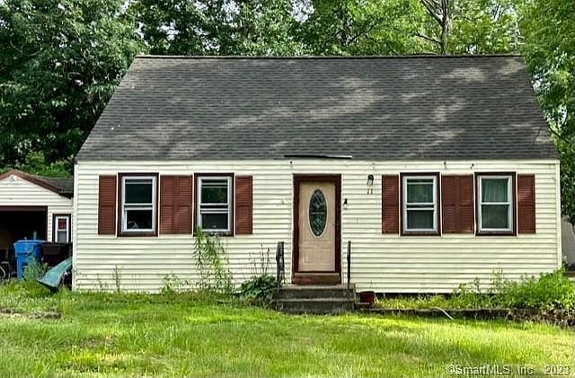 1st image of 11 Stanwood Circle