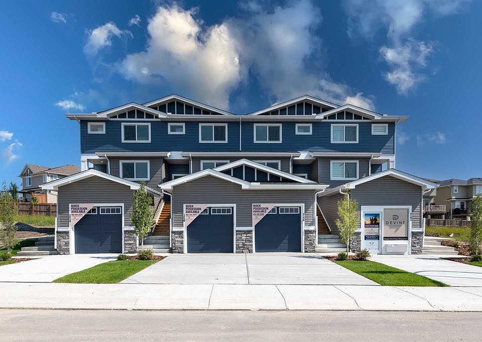 1st image of 174 S Heritage Cir