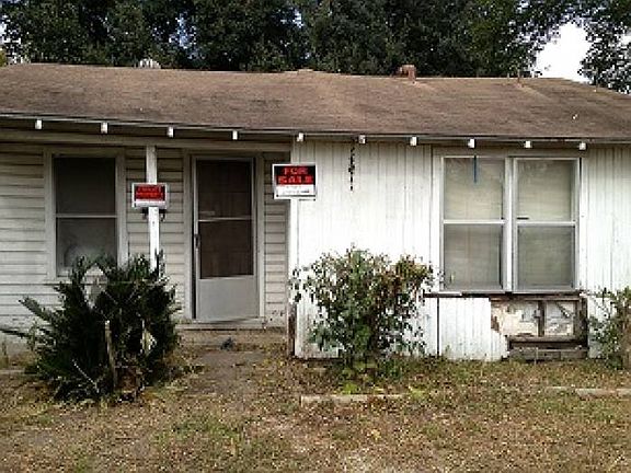 CLOSE UP OF HOUSE