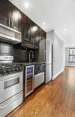 Rented by REAL New York | media 10