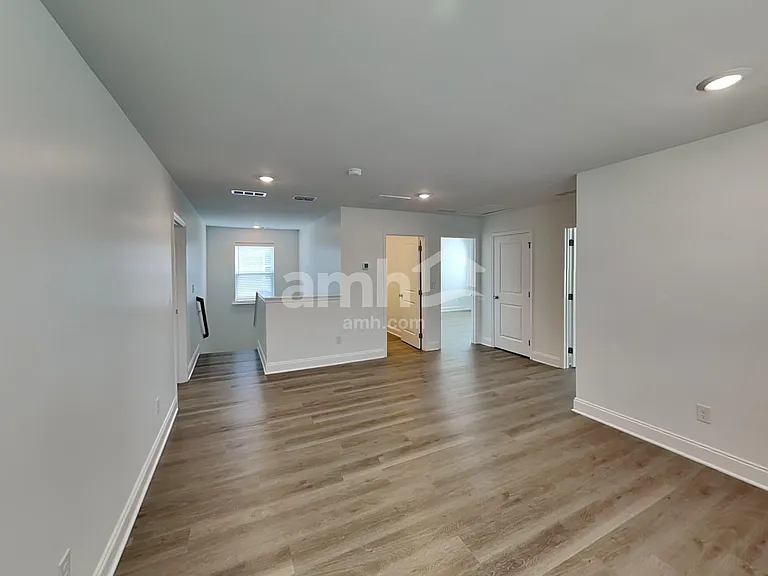 210 Argea Dr — Photo 9