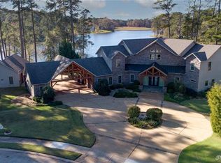 1036 Waters Edge Cir, Shreveport, LA 71106