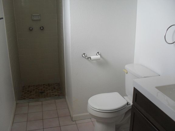 4th image of 0 SW Belmont Cir