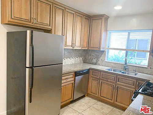 922 S Bedford St #2 Photo 1