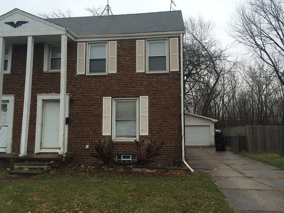 1st image of 4705 W 125th St