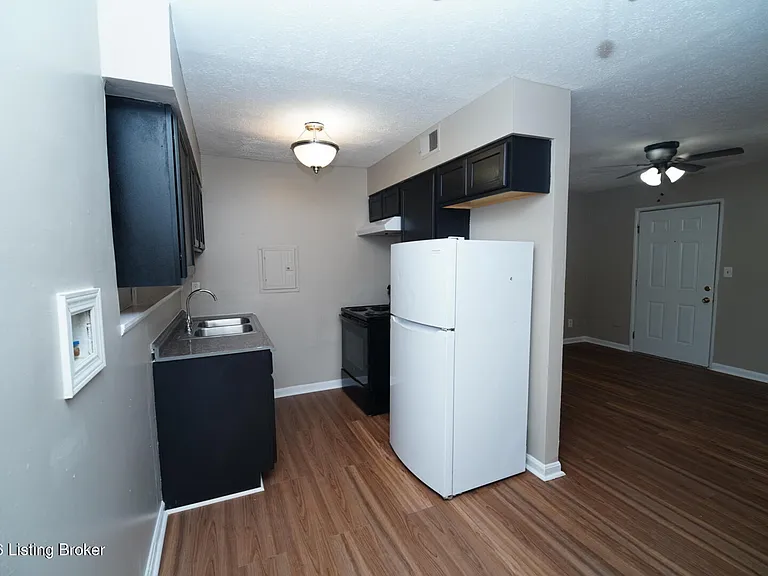 1623 Brick Kiln Ln #1 — Photo 4