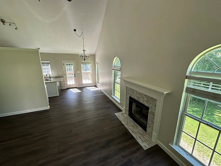 85 McIntosh Estates Dr — Photo 37