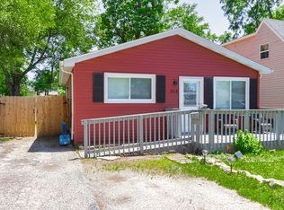 313 Kenwood Dr, Round Lake Park, IL 60073