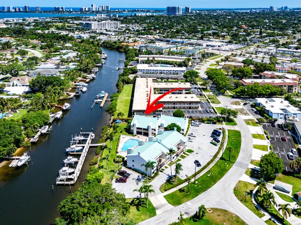 412 Southwind Drive #B2, North Palm Beach, FL 33408