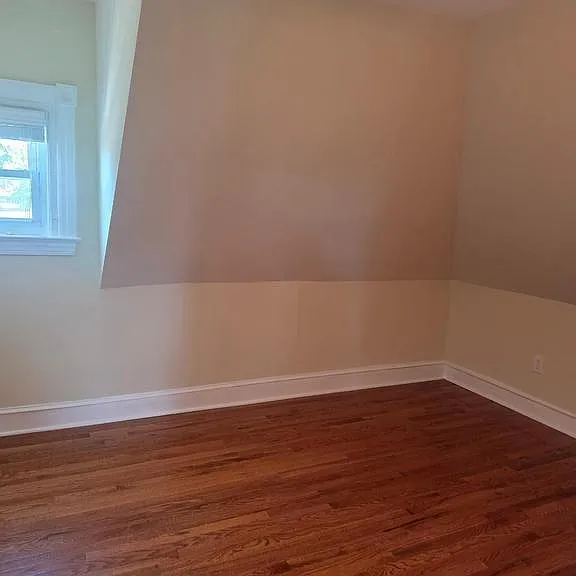 233 Garfield Ave #5 — Photo 6