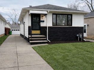 48 William St, Bedford, OH 44146