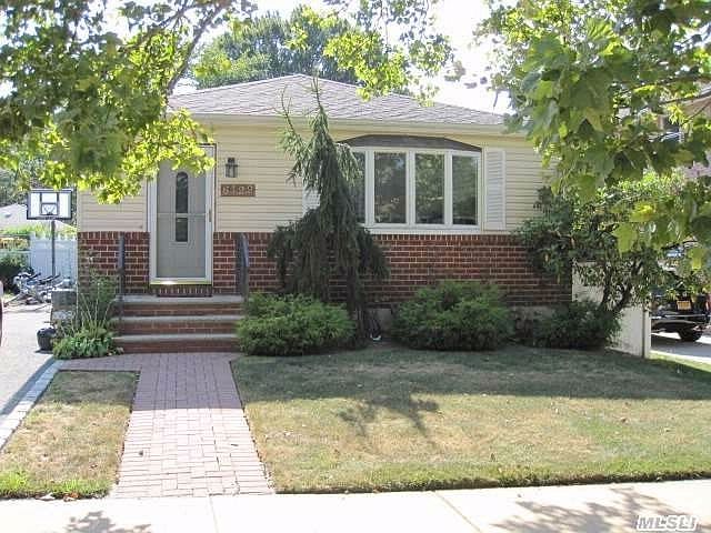 1st image of 6122 231st St