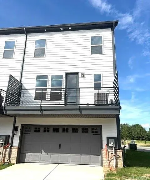416 Silver Star Blvd — Photo 27