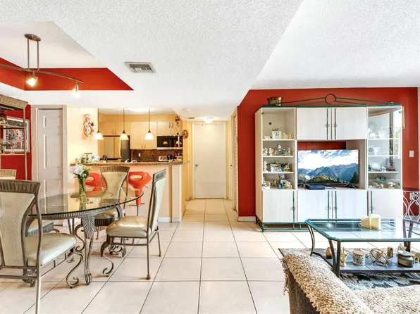 8000 SW 149th Avenue #A316, Miami, FL 33193