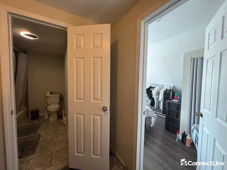 310 Noble St — Photo 10
