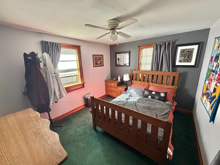 4 Chestnut St — Photo 10