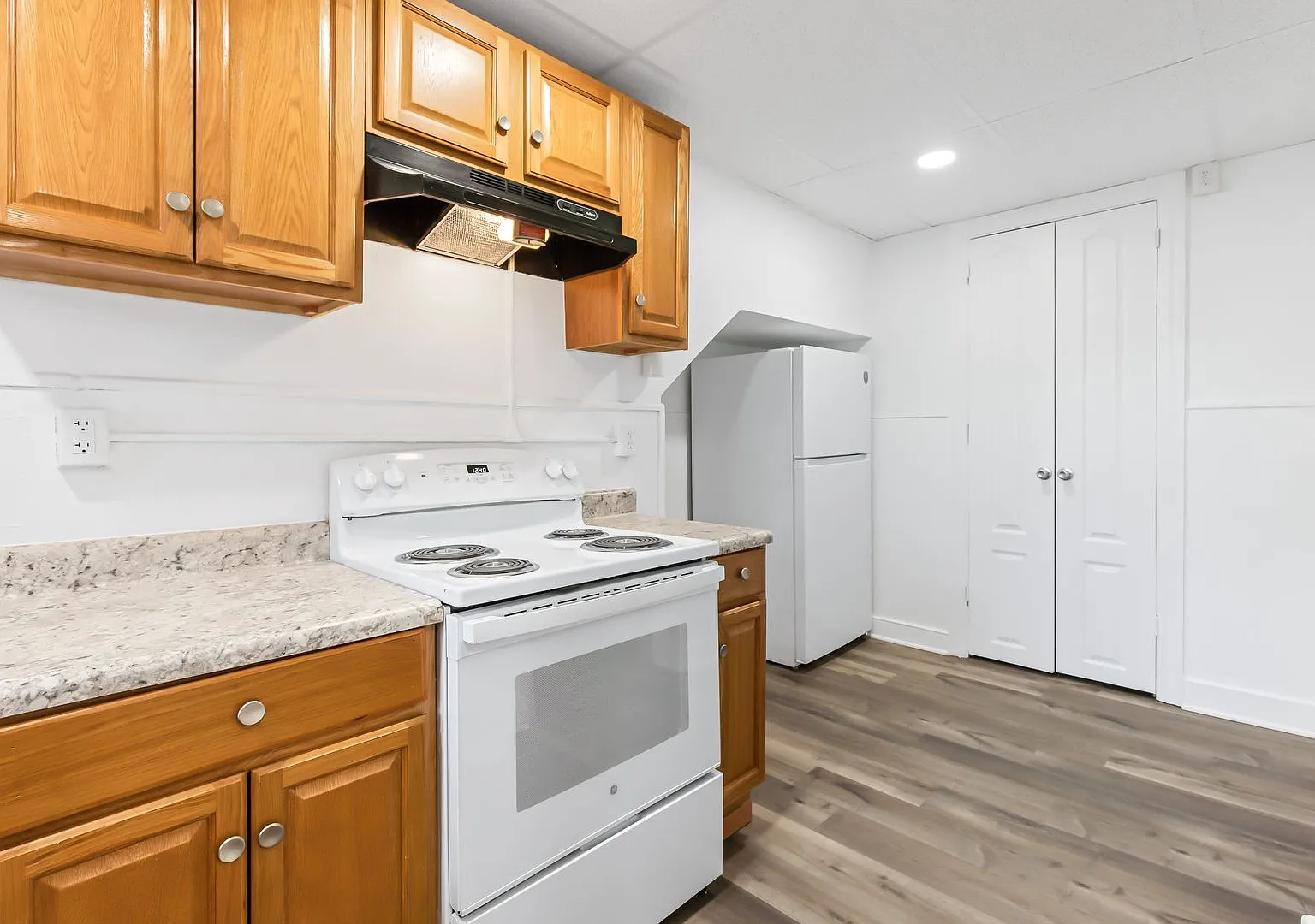923 Lehman St — Photo 4