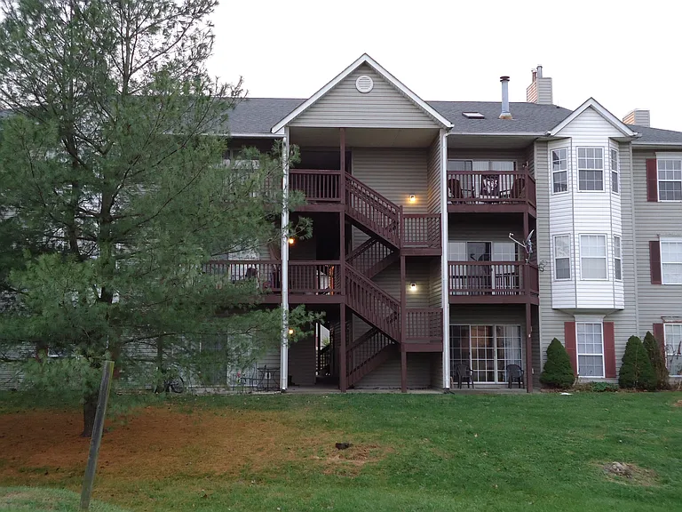 111 Timberlake Ter #3-1 — Photo 2