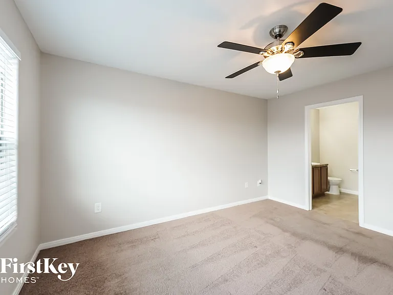 9923 Sanders Rose Ln — Photo 10