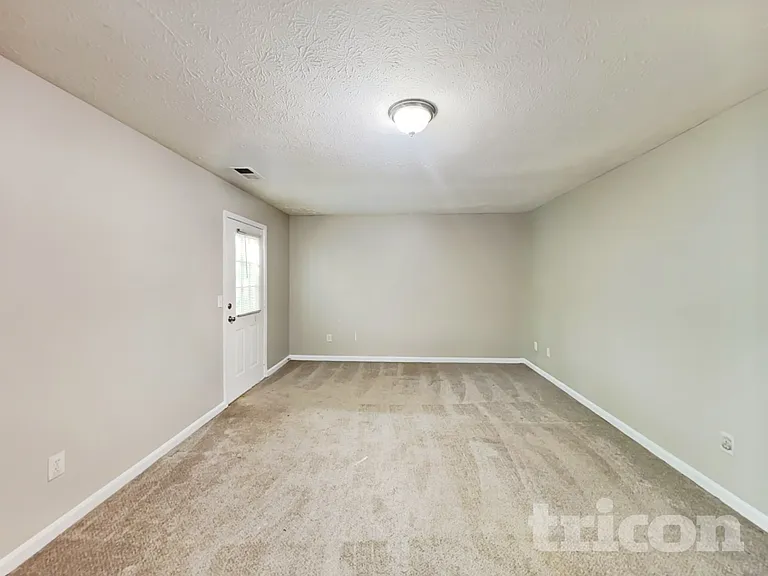 2929 Noah Dr — Photo 21