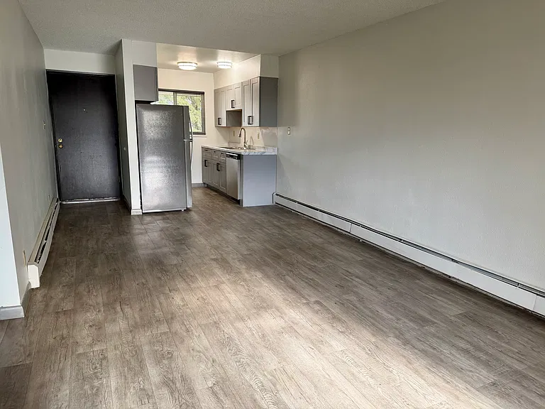 Cedar Terrace Apartments — Photo 11