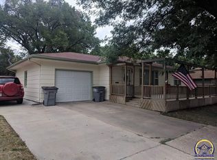 1206 Sunnyslope St, Emporia, KS 66801