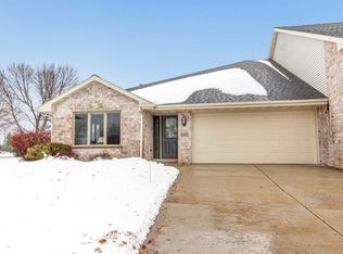 1062 Coronado Ct, Oneida, WI 54155