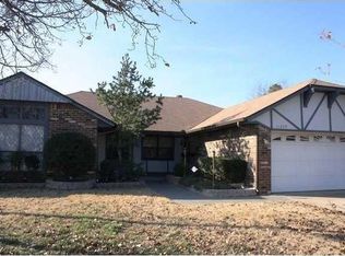 11225 Cimarron Dr, Oklahoma City, OK 73162