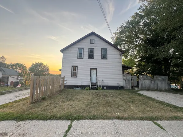 1650 3rd Ave E, Owen Sound, ON N4K 2L9