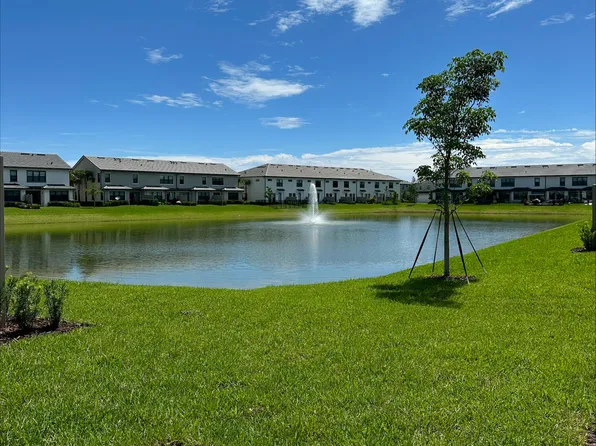 4420 Appleton Circle W Lot 319, Oakland Park, FL 33309