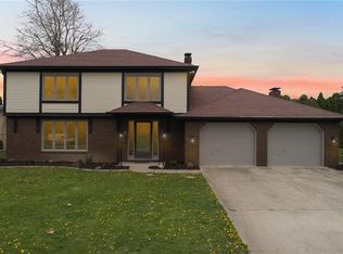 3130 Greenbriar Rd, Anderson, IN 46011