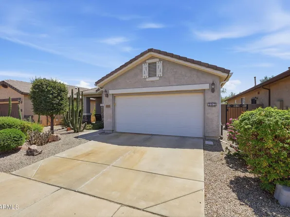 253 W SADDLEBAG Lane, San Tan Valley, AZ 85143