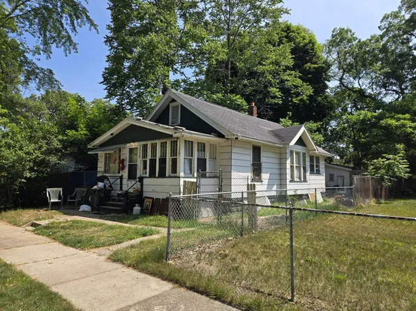 1682 McIlwraith St, Muskegon, MI 49442