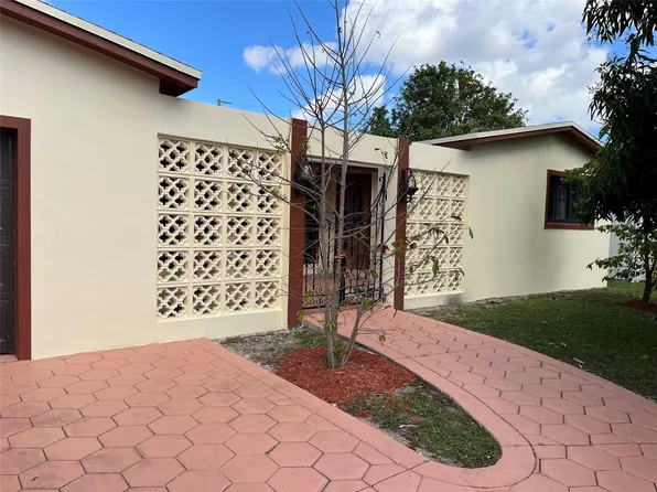 7351 Harbour Boulevard, Miramar, FL 33023