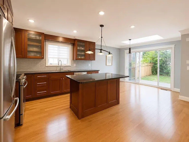 3000 W 38th Ave — Photo 2