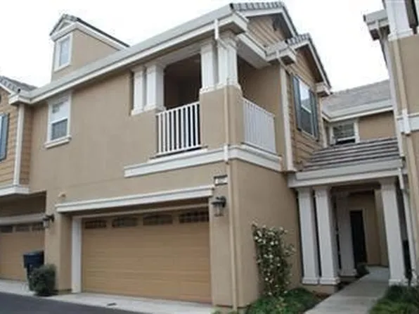 227 S Veracruz Pl, Mountain House, CA 95391