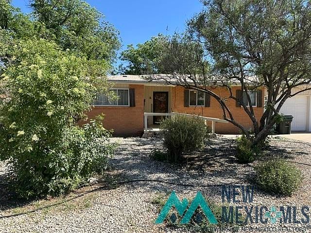 1st image of 1506 W Ural Dr