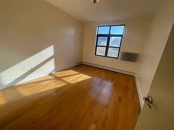 42-07 Bell Boulevard image 5 of 8