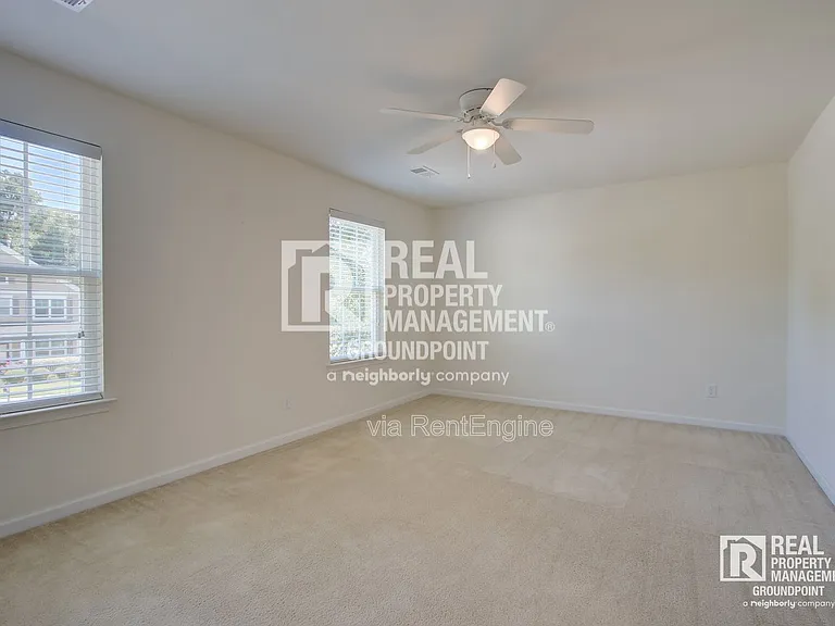 104 Elliott Creek Ln — Photo 19