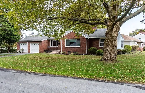 418 Hurstbourne Rd Photo 1