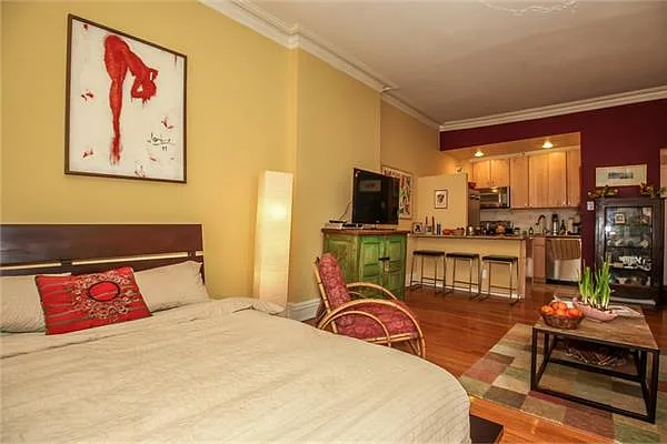 Sold by Avenue Sotheby's International Realty | media 14